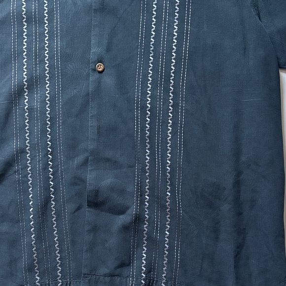 Tommy Bahama Black Graphic Men's Shirt - Picture 6 of 6